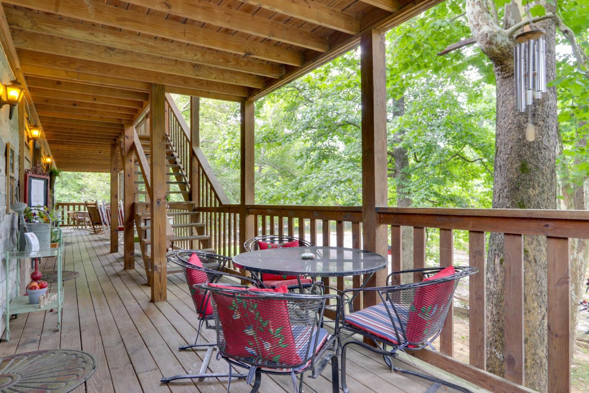 Riverfront Couples Retreat In Smoky Mountains! Apartment Townsend Ngoại thất bức ảnh