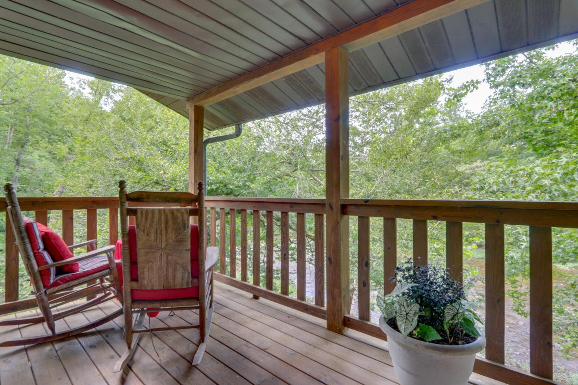 Riverfront Couples Retreat In Smoky Mountains! Apartment Townsend Ngoại thất bức ảnh